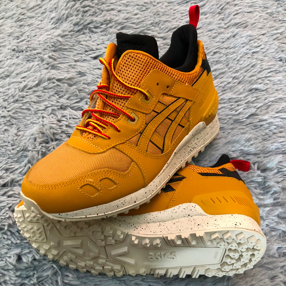 asics sneaker boot